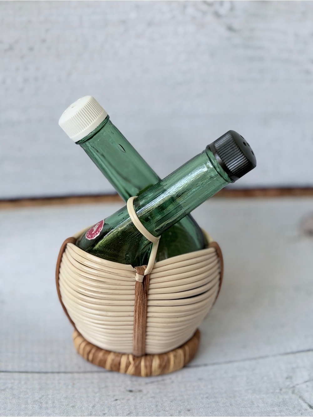 Vintage Made In Italy Mini Chianti Wine Bottle Salt & Pepper Shakers Set